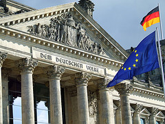 Reichstag mit Europafahne